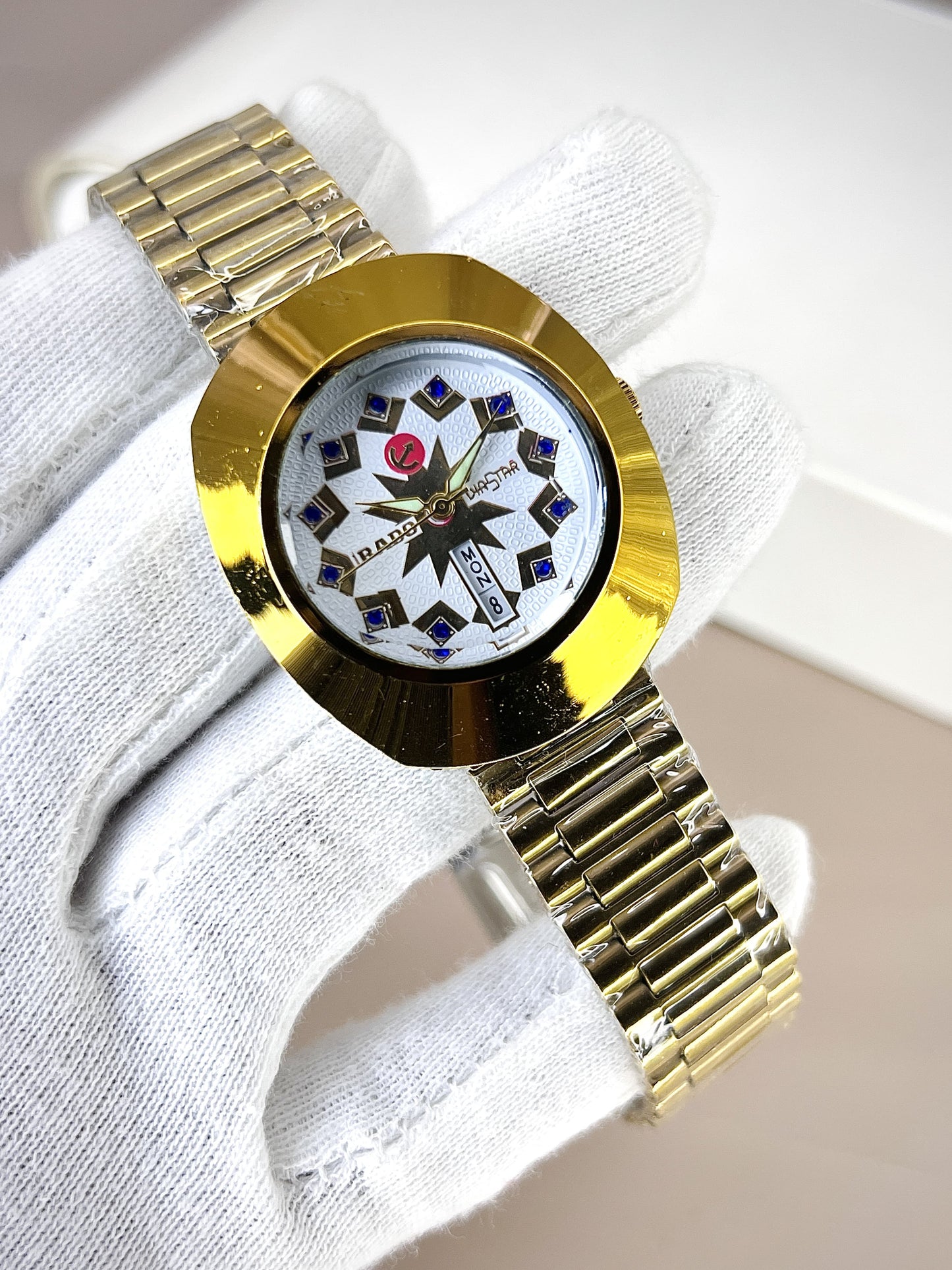 AA1 RADO Analog Date Working Watch without Box