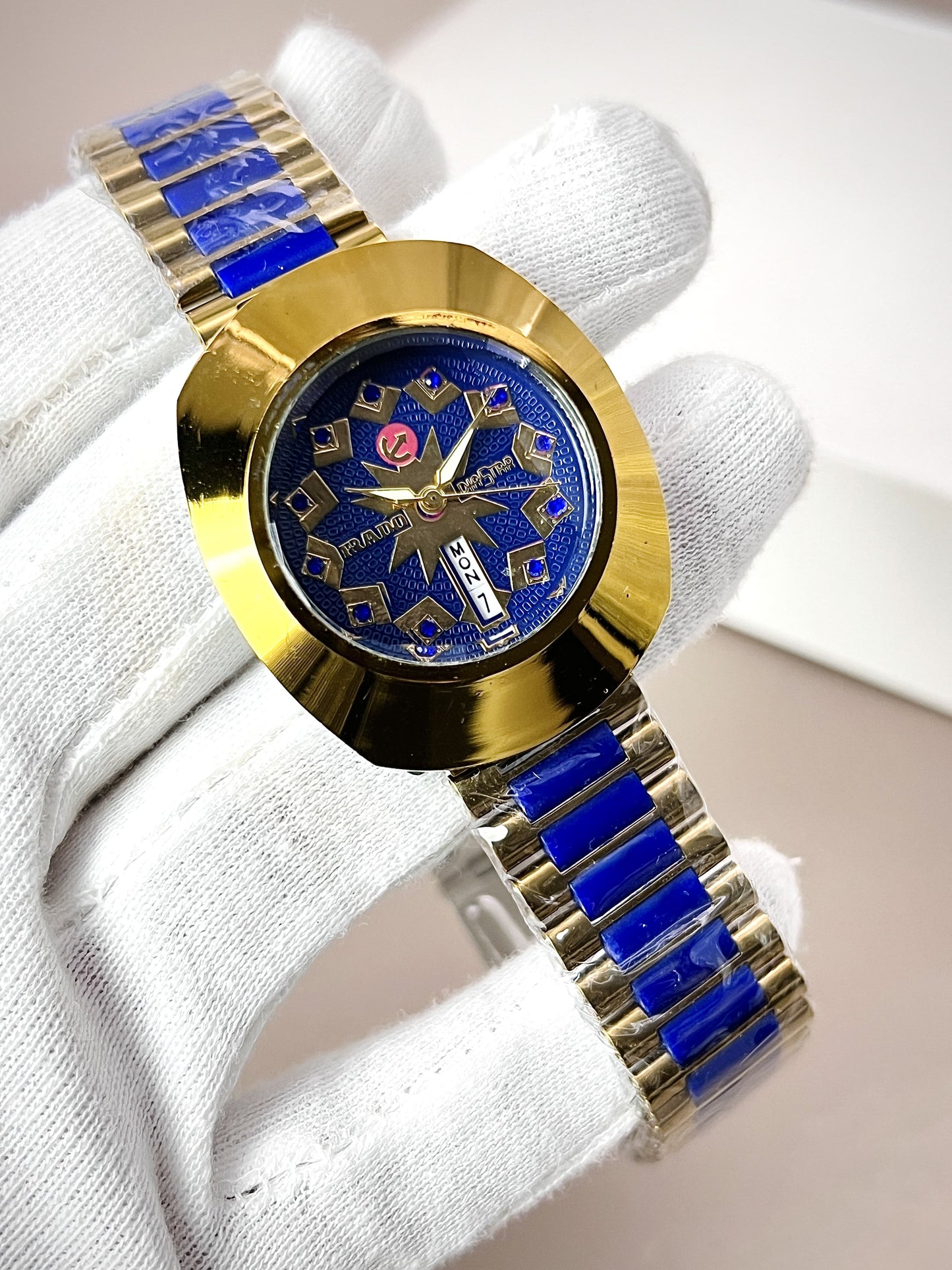 AA1 RADO Analog Date Working Watch without Box